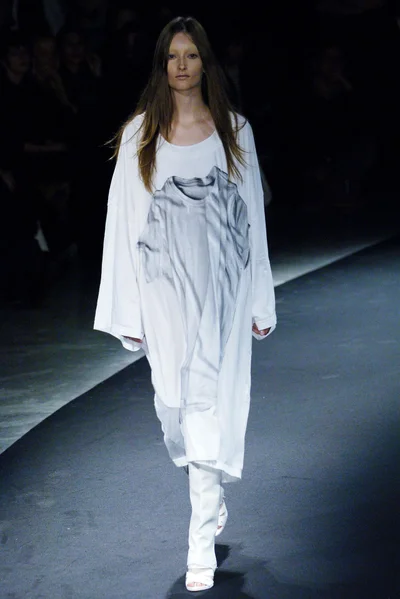 Look 19